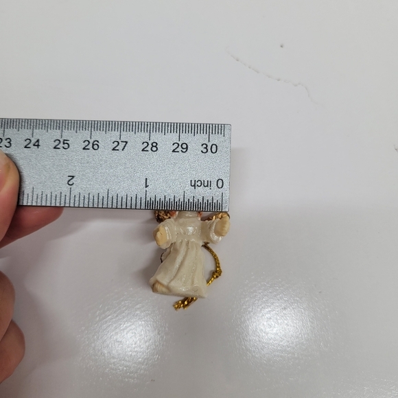 Vintage 1990s Mini Angel Ornaments set of 5 Christmas Angels Holiday Tree Holly - Picture 5 of 11